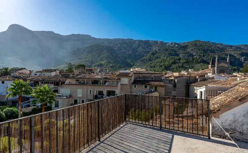 Impressive manor house with pool in Sóller — photo 6