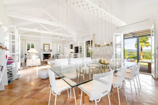 Arta, luxurious property with panoramic views, total privacy and tennis court in the hills of Artá — photo 8