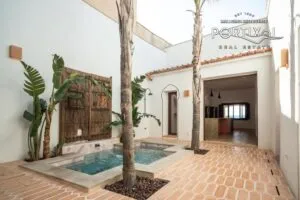 Dream villa in first sea line in Ciudad Jardín — photo 2