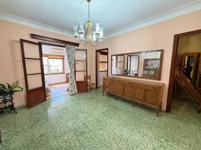 Flat - Palma de Mallorca (Pere Garau), Built Surface 132m², Plot Surface 251m², 4 Bedrooms, 1 Bathroom — photo 3