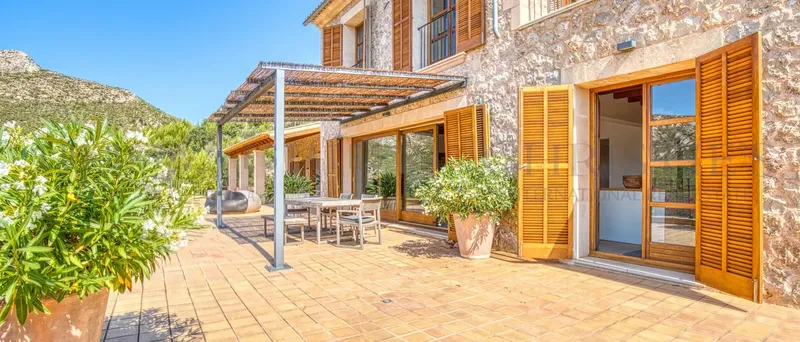 Mediterranean finca in Andratx with panoramic views and vacation rental license — photo 9