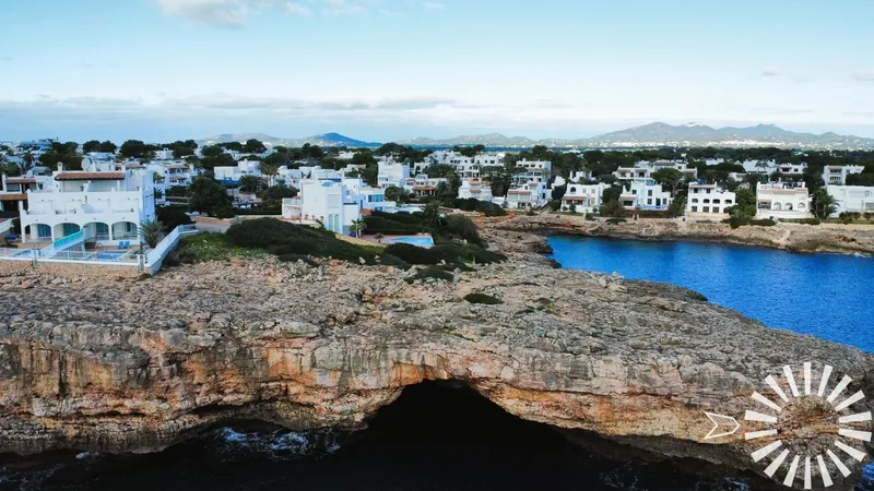 Seafront Plot for Sale in Cala d'Or, Mallorca — photo 7