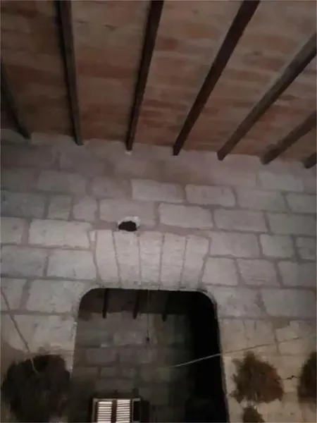 Old house located in front of Plaça Sant Jaime, could be renovated, or if you wanted to build, you could build a ground floor, parking — photo 9