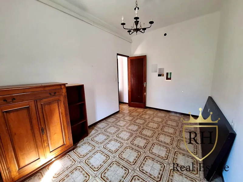 Spacious apartment to renovate in the heart of Palma — photo 9