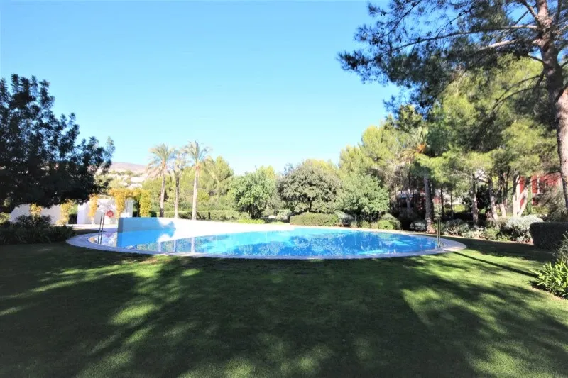 Mallorca Next Properties - For Sale - 2 bedroom apartment in sought after complex in Bendinat — photo 1