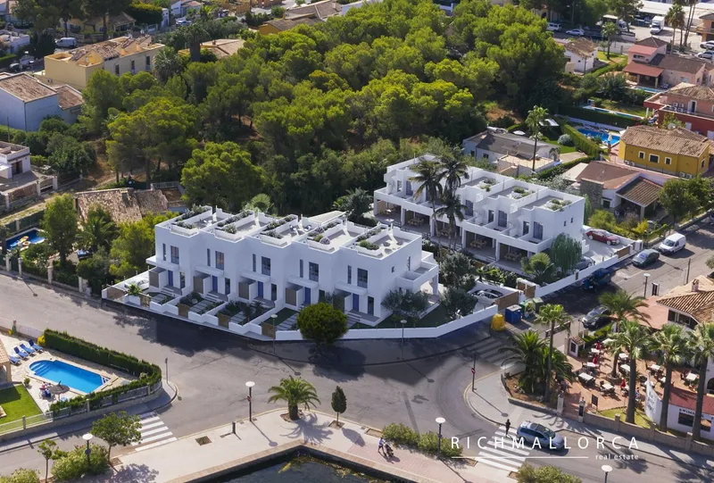 New semi-detached houses 2025 in Port Alcudia — photo 2