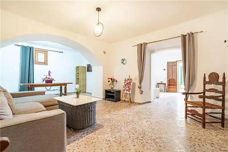 Chalet with multiple possibilities in Petra — photo 4