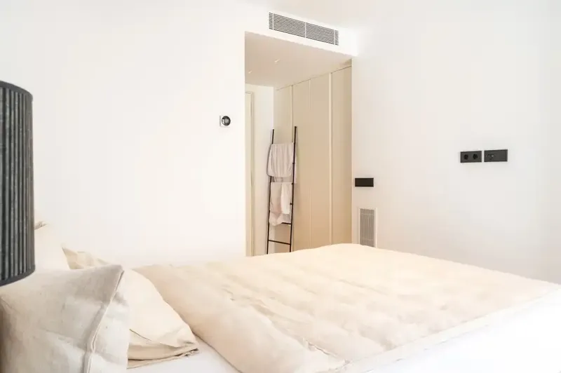 This elegant duplex penthouse is for sale in El Molinar, one of the most sought-after coastal neighborhoods in Mallorca, with an ideal location — photo 8