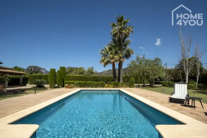 Mediterranean finca with pool, 7,000 m² plot and panoramic views in Lloseta — photo 3