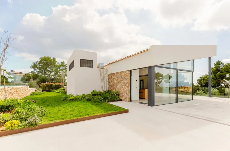 Fantastic villa with panoramic views and exclusive furnishings — photo 6