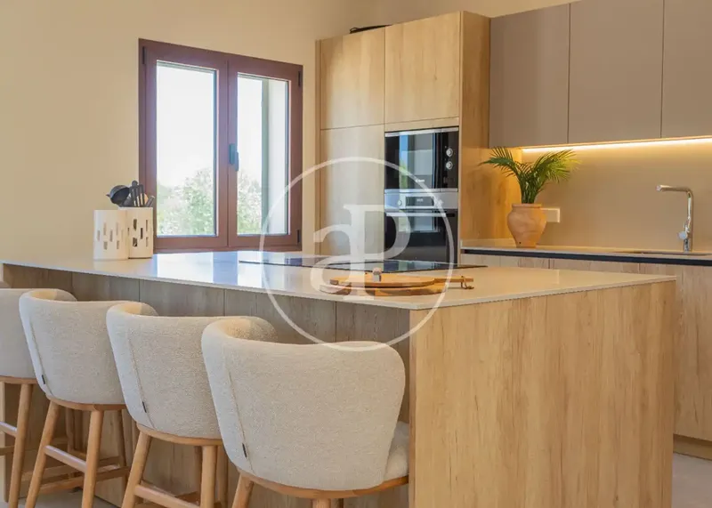 Temporary rental from November 2026 to February 2027 — photo 12