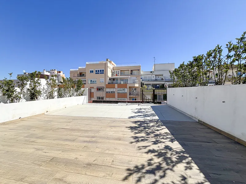 New penthouse with breathtaking views of Palma and the mountains in modern style in Santa Catalina, Palma More — photo 11