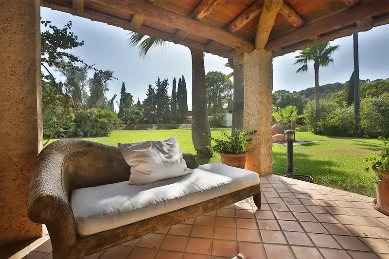 A Timeless Mediterranean Retreat — photo 12