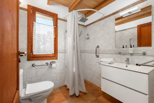 Santanyi, Mediterranean Villa in Cap des Moro with Pool and Charming Garden near Mondragó Natural Park — photo 12