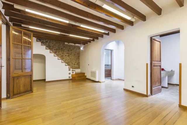 Dual property investment for sale near the beach in Puerto Pollensa, Mallorca — photo 1