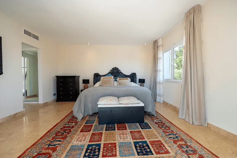 Mediterranean villa just steps from the sea in Sol de Mallorca — photo 12
