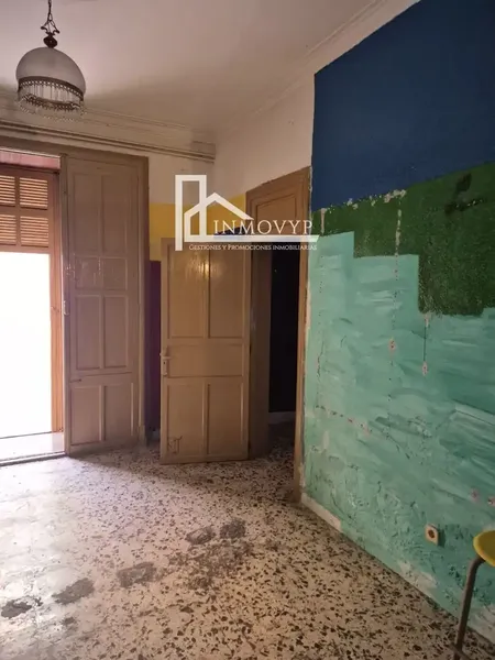 Spacious village house with great potential and 269 m² built — photo 7
