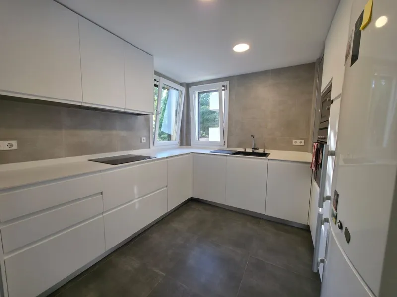 Apartment in Cala Blava facing the sea, for temporary rent. — photo 11