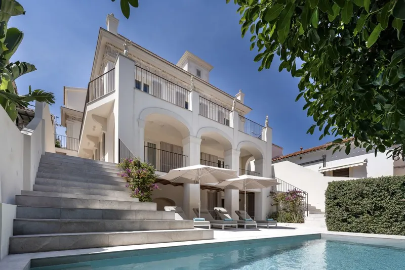 Ref. 2114; Luxurious historic villa with pool in Palma, El Terreno, for sale — photo 1