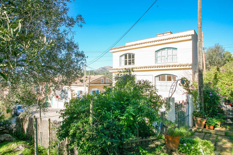 Ref. 2322T – S’Arraco – The property consists of two houses and a garden. — photo 1