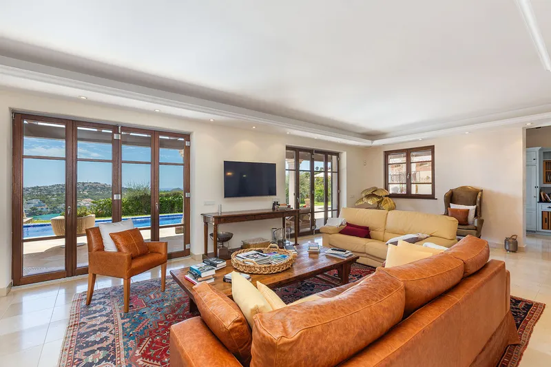 Mediterranean dream villa with spectacular sea views in a prime location — photo 5