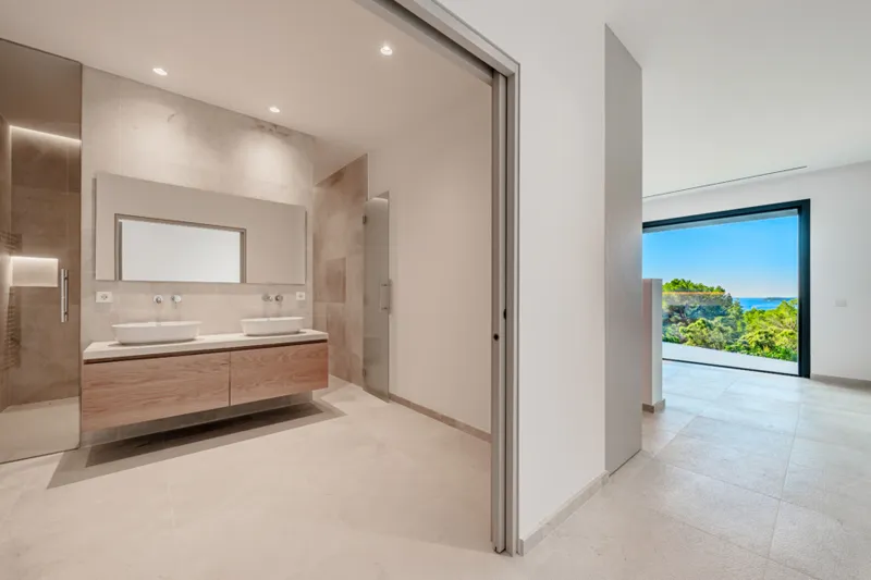 Sea view villa in Costa den Blanes — photo 8