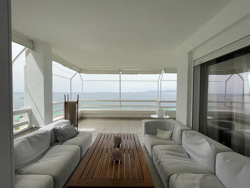 Prestigious frontline property in the exclusive area of Son Verí and Cap Rocat — photo 6
