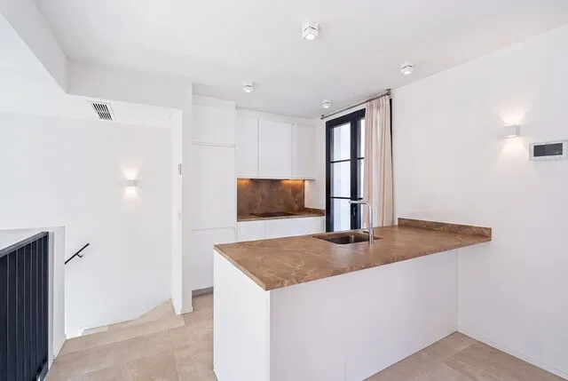 Duplex penthouse with terrace for sale in Santa Catalina, Palma — photo 5