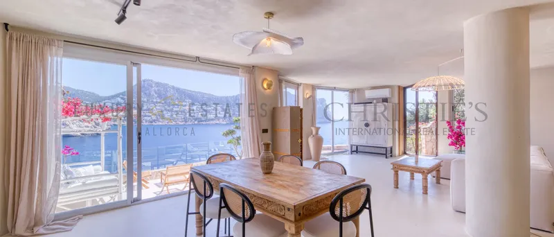 Renovated flat in 1st sea line in Puerto de Andratx — photo 2