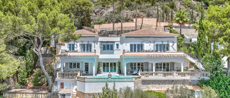 Renovated villa in Costa den Blanes with fantastic sea views above Puerto Portals — photo 1