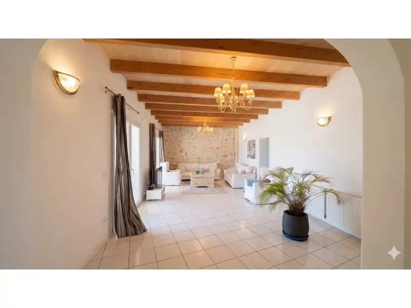 Discover this spectacular luxury finca with guest house in Llucmajor, located in one of the quietest and most authentic areas of the south — photo 8