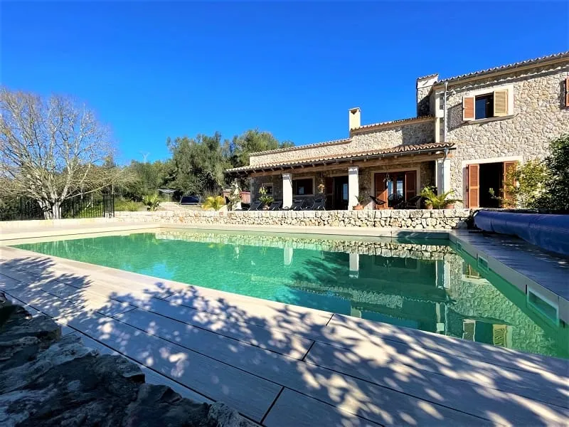 Luxury chalet with views — photo 2