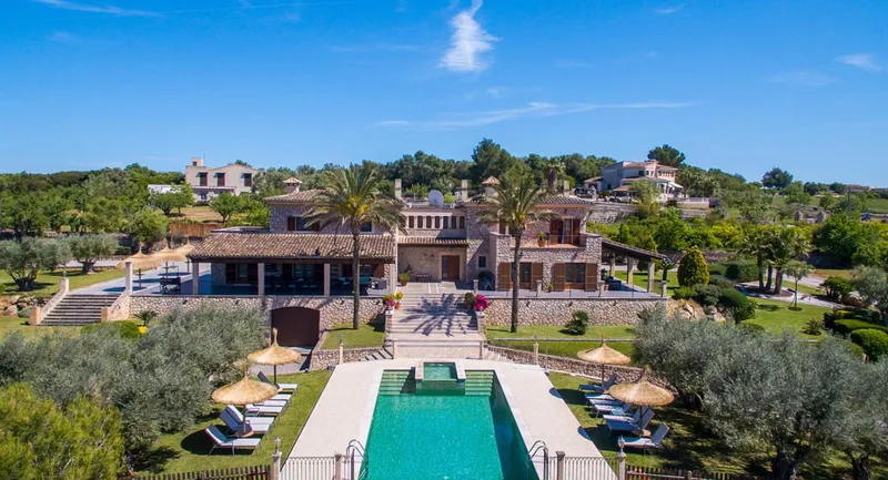 Impressive mansion in Ariany with tourist licence — photo 8