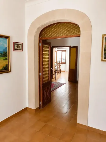 Spacious village house in Pollença with interior patio and solarium with views of the Serra de Tramuntana — photo 11