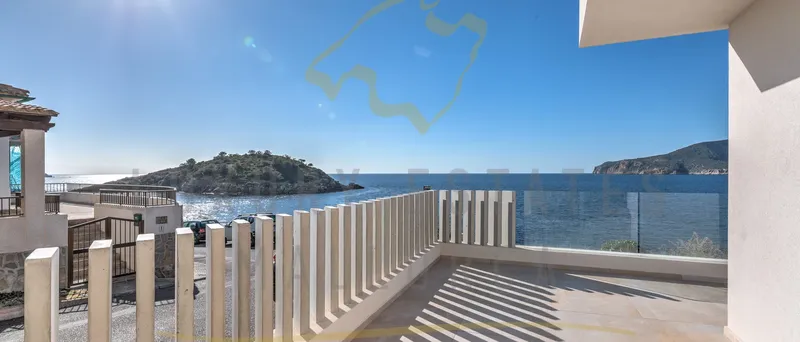 Fantastic modern new build ground floor apartment in Sant Elm in first sea line — photo 5