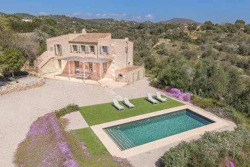 Unique finca in Manacor with stunning sea views — photo 2