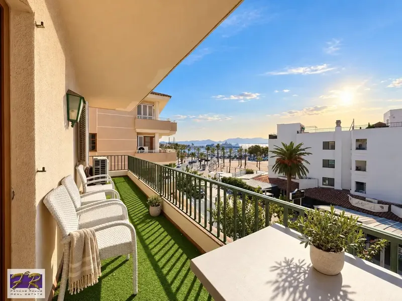 🏡 Piso reformado con vistas al mar a 40 metros de la playa de Puerto de Alcúdia — photo 1