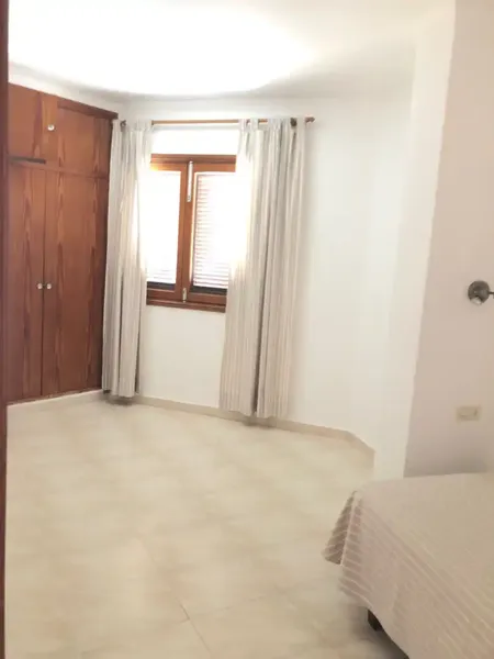 This 90 m2 apartment is located on the third floor (penthouse) of a corner building without elevator, which provides good — photo 4