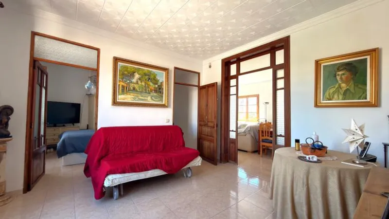 Apartment in Palma de Mallorca, La Vileta area — photo 1
