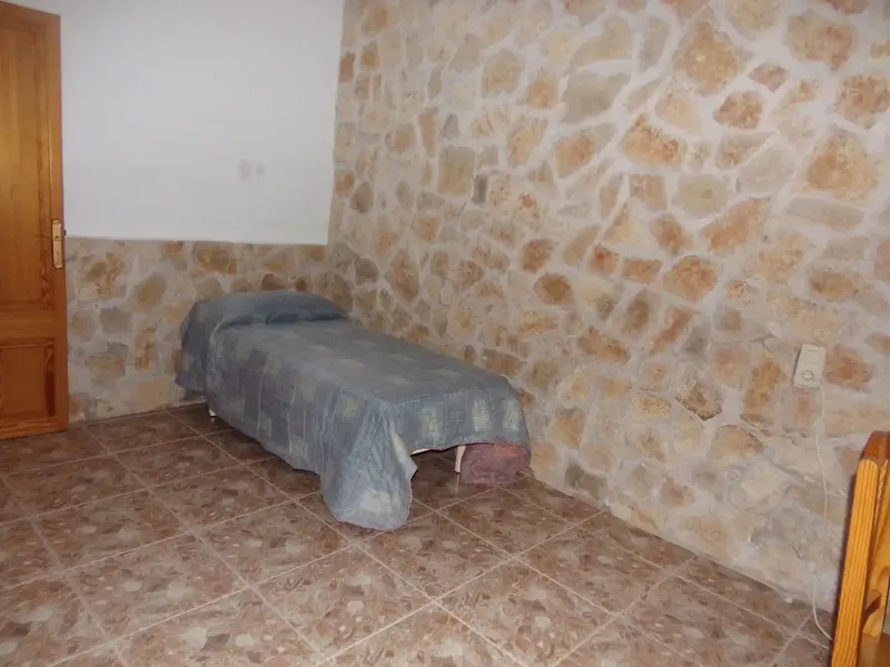 House in Vilafranca de Bonany, calle S'Escorxador, no. 15, with a total built area of 271 m2, on an urban plot of 421 m2. It is a — photo 12