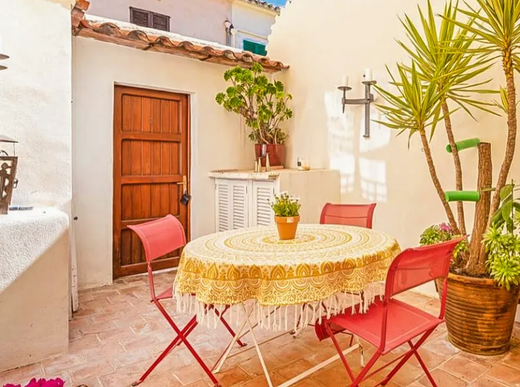 Ref. 2387T – Andratx – Townhouse with patio and roof terrace — photo 1