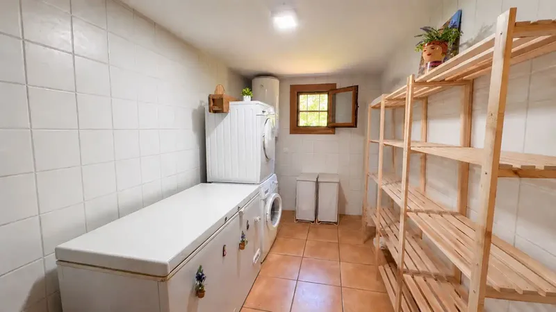 This quiet finca in Sa Pobla with 183 m2 of usable space on a plot of approx. 13,000 m2, is located in a very private area — photo 8