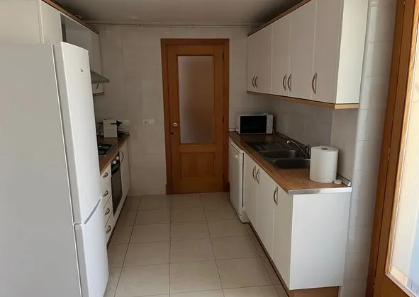 Flat / apartment in Calle de ses Germanies, 40, Binissalem — photo 2