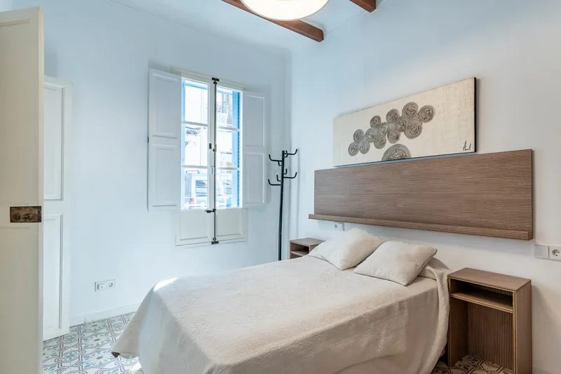 Charming Renovated Townhouse with Exceptional Potential in Santa Catalina — photo 9
