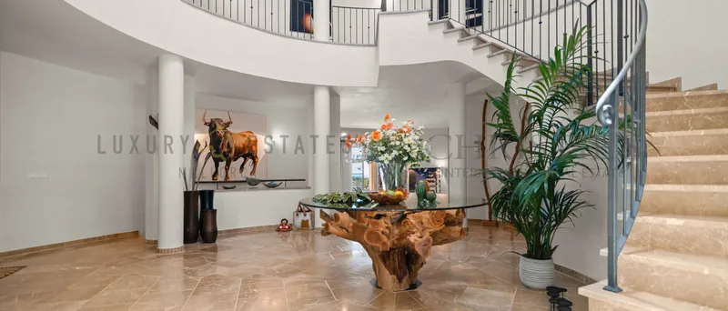 Villa in Cala Vinyes with pool and sea views — photo 2