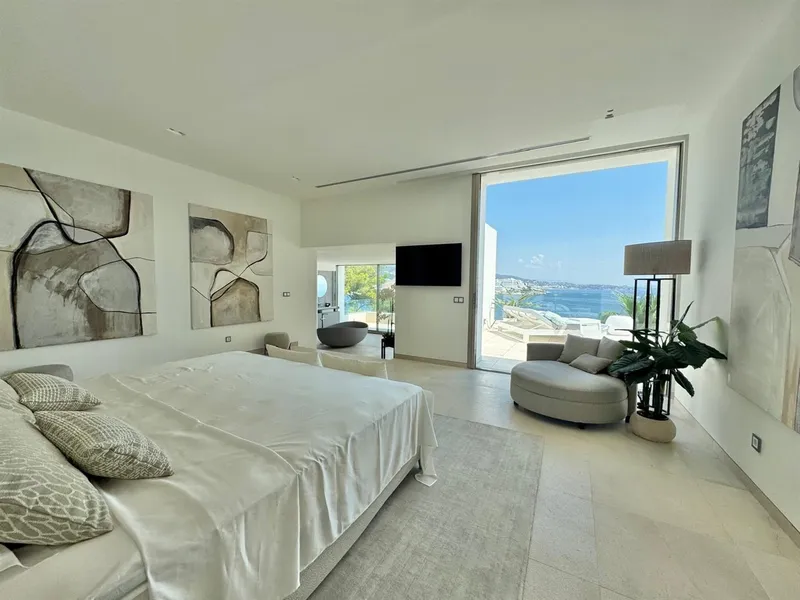 Brand New Luxury Villa for Sale at Seafront of Cala Vinyas — photo 9