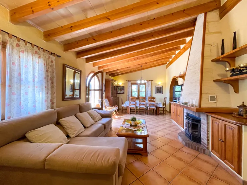 Charming rustic finca with pool and holiday license — photo 3