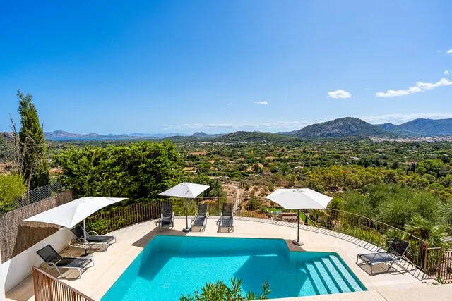 Contemporary villa with ETV license and breathtaking views for sale in Pollensa, Mallorca — photo 3