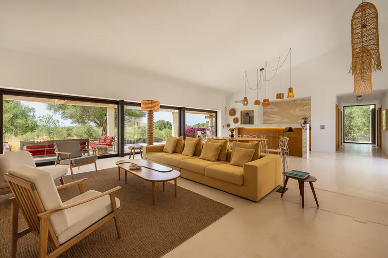 Single-story country house near Ses Salines with high level of privacy — photo 3