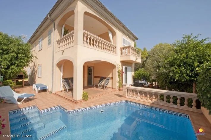 House / Chalet for sale in Son Serra de Marina of 260 m2 — photo 2